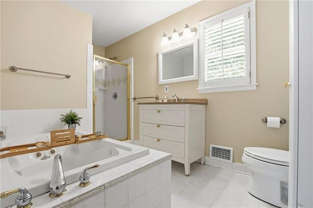 2590 Bentbrook Court, Dunwoody, GA 30360