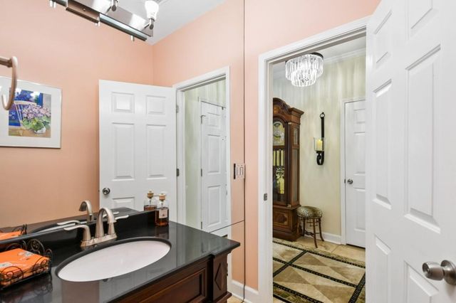 2921 Lenox Road 103, Atlanta, GA 30324