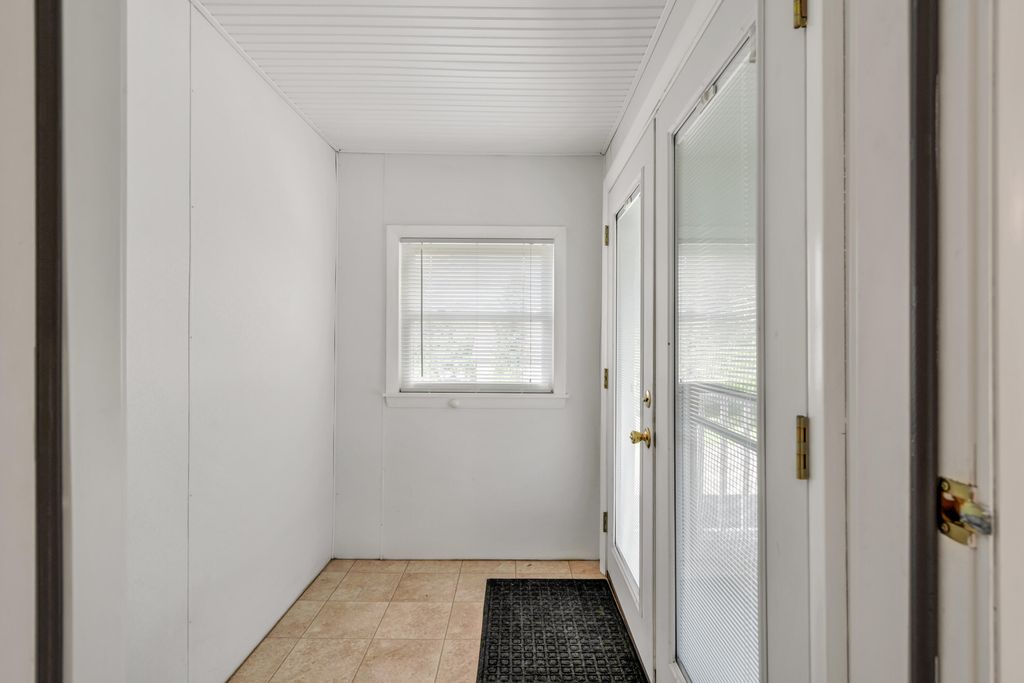 500 Webster Street, Lewiston, ME 04240 — photo 5