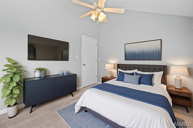 1042 Humber Circle, St Louis, MO 63129