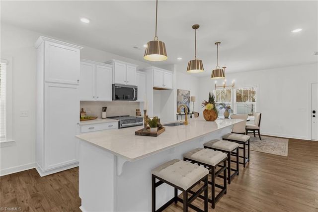 122 Royal Kings Court 1030, Winston-salem, NC 27127