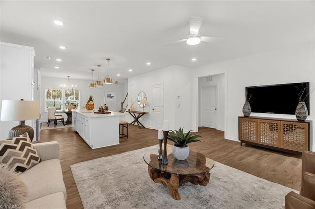 122 Royal Kings Court 1030, Winston-salem, NC 27127