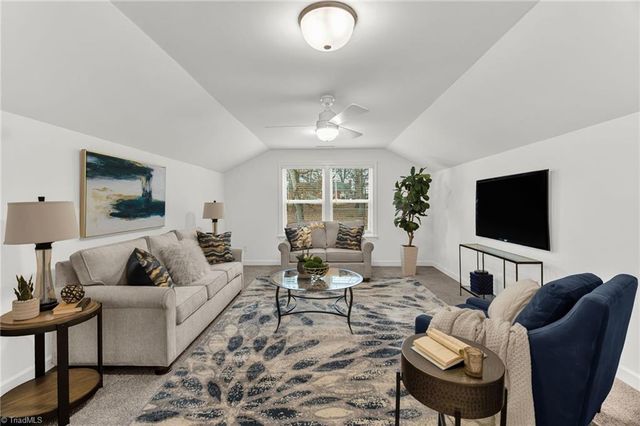 122 Royal Kings Court 1030, Winston-salem, NC 27127