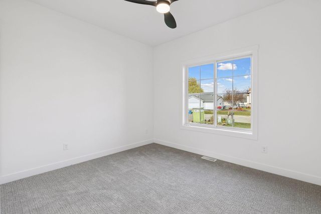 802 Dutton Drive, Ellendale, MN 56026