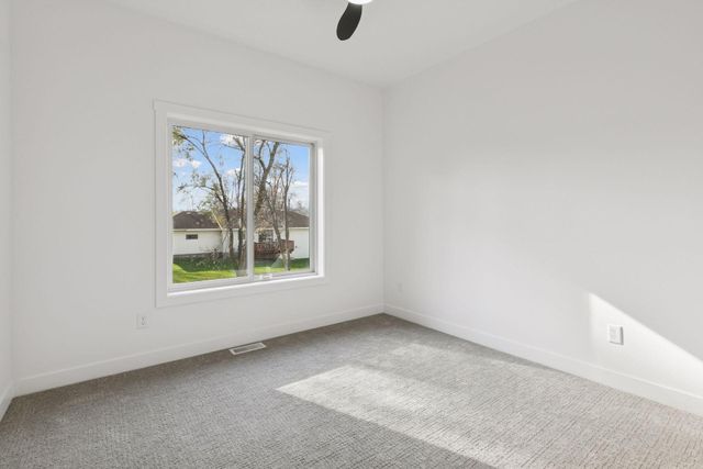 802 Dutton Drive, Ellendale, MN 56026