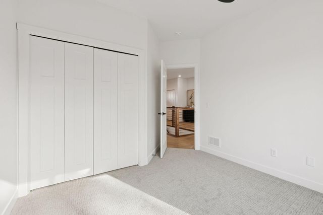 802 Dutton Drive, Ellendale, MN 56026