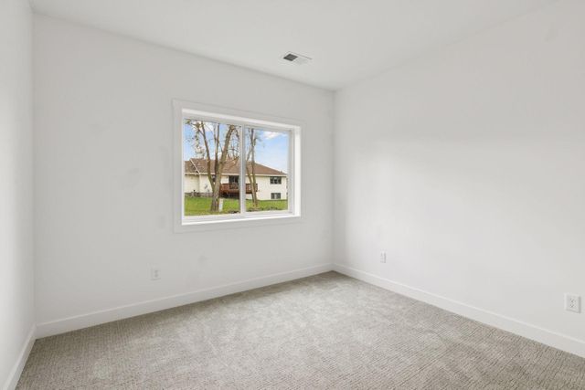 802 Dutton Drive, Ellendale, MN 56026