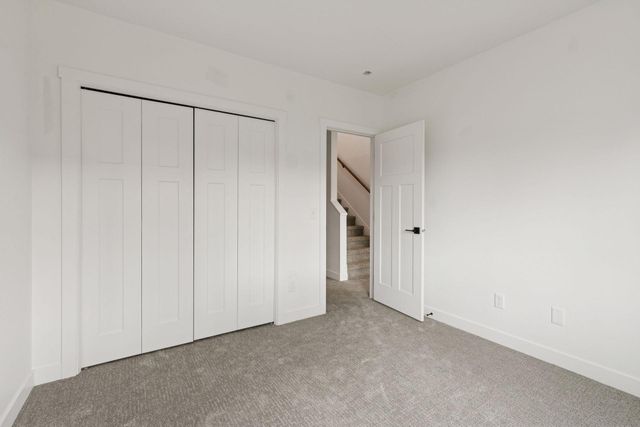 802 Dutton Drive, Ellendale, MN 56026