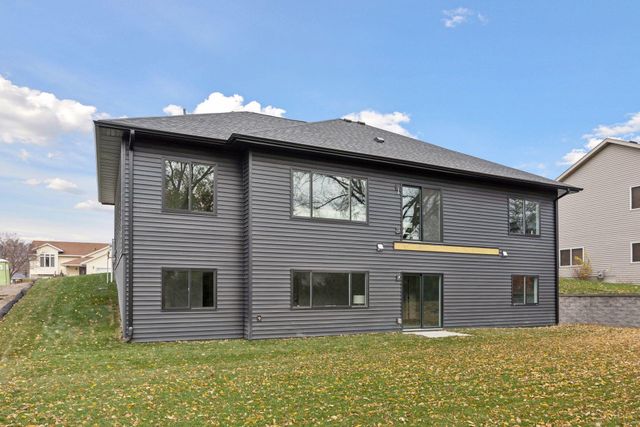 802 Dutton Drive, Ellendale, MN 56026