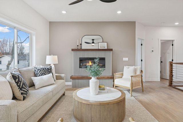 802 Dutton Drive, Ellendale, MN 56026