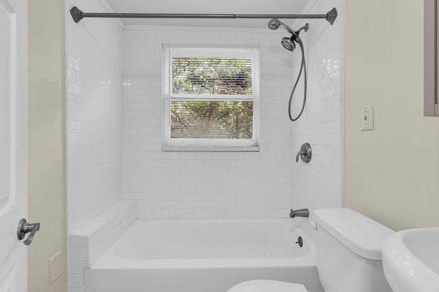 1903 Grayson Street, North Charleston, SC 29405