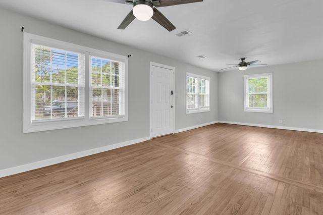 1903 Grayson Street, North Charleston, SC 29405