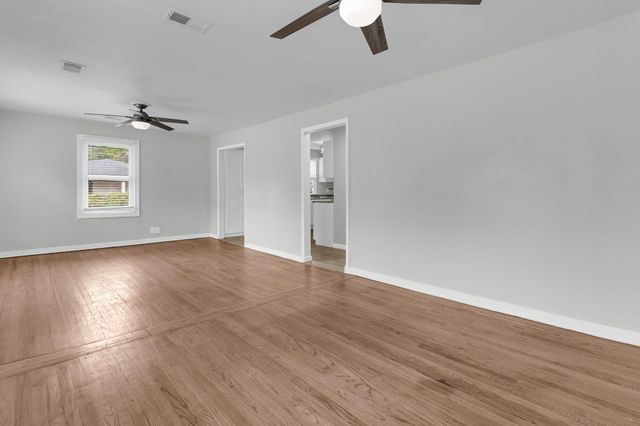 1903 Grayson Street, North Charleston, SC 29405