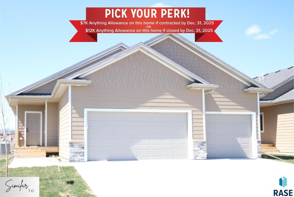 7241 E Waters Edge Pl Place, Sioux Falls, SD 57110