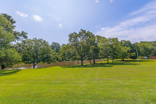 120 Rainey Mill Road, Campobello, SC 29322