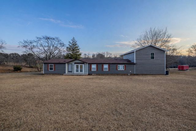 120 Rainey Mill Road, Campobello, SC 29322