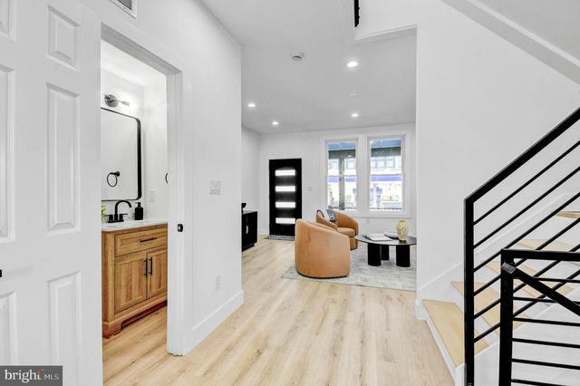 517 FLORIDA AVE NE, Washington, DC 20002