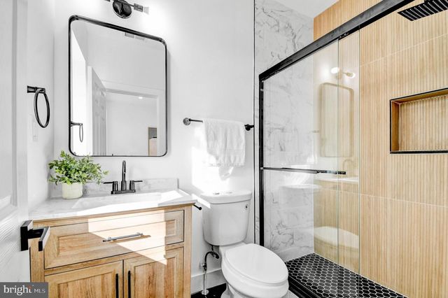 517 FLORIDA AVE NE, Washington, DC 20002