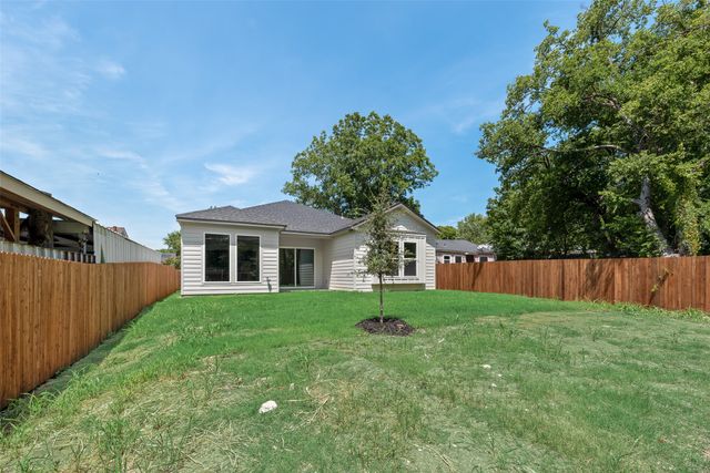 3328 Arizona Avenue, Dallas, TX 75216