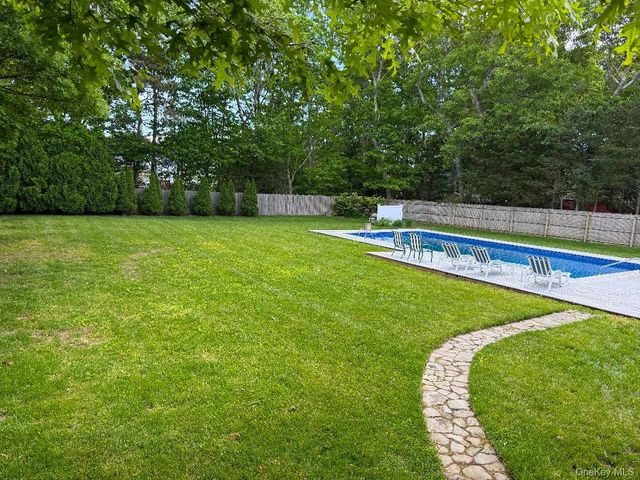 36 Matthews Drive, Remsenburg, NY 11960