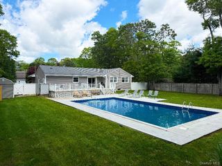 36 Matthews Drive, Remsenburg, NY 11960