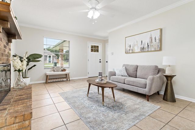 3440 Cleveland Avenue, Groves, TX 77619