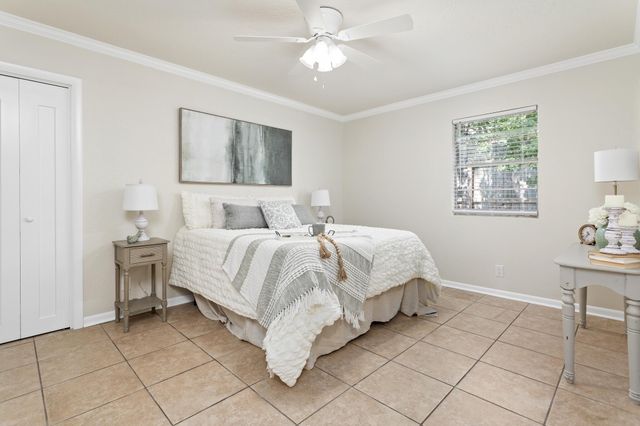 3440 Cleveland Avenue, Groves, TX 77619