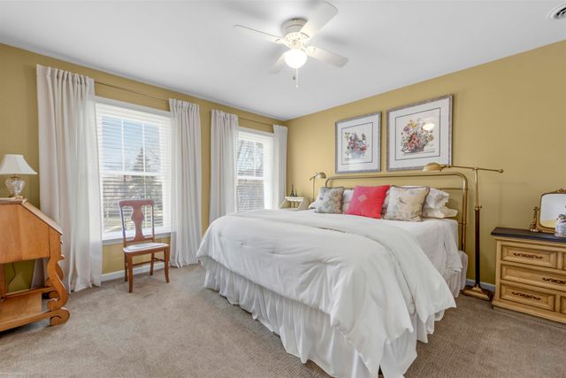126 Windwood Pointe Street, Saint Clair Shores, MI 48080