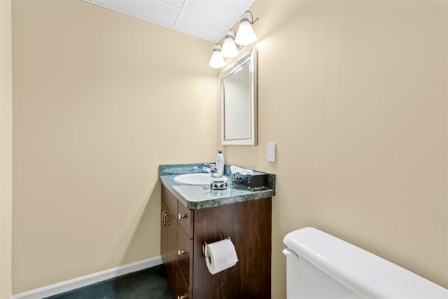 126 Windwood Pointe Street, Saint Clair Shores, MI 48080