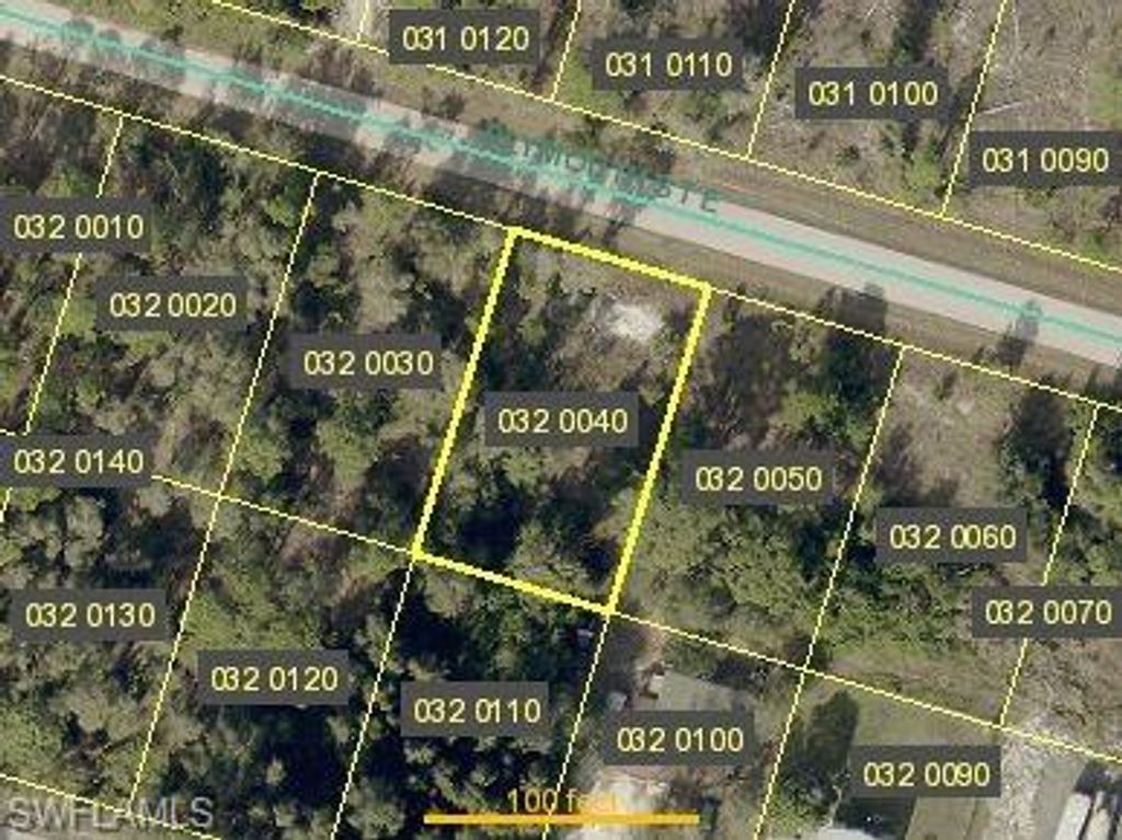 956 Plymouth ST E, LEHIGH ACRES, FL 33974 — exterior