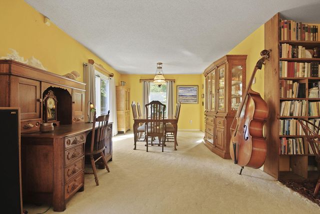 6201 S RIDGEWOOD RD, Columbia, MO 65203