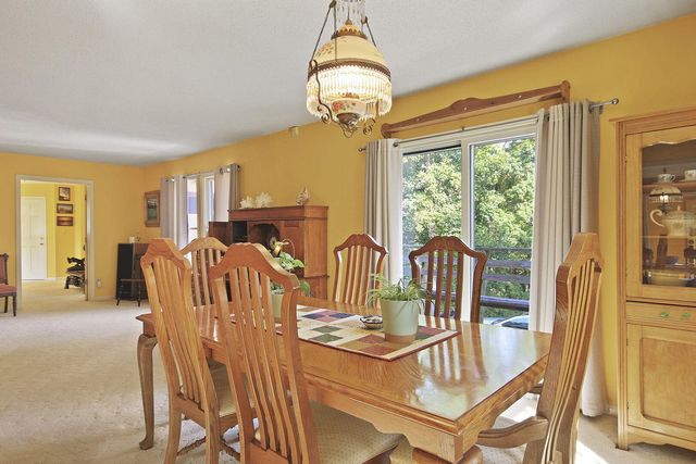 6201 S RIDGEWOOD RD, Columbia, MO 65203