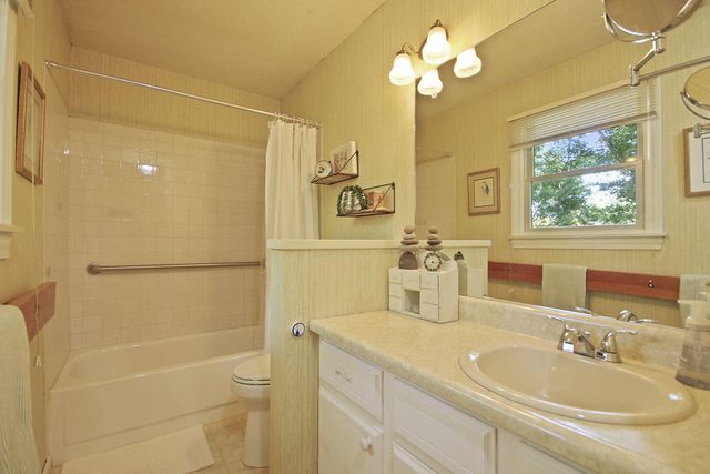 6201 S RIDGEWOOD RD, Columbia, MO 65203