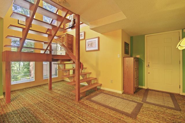 6201 S RIDGEWOOD RD, Columbia, MO 65203