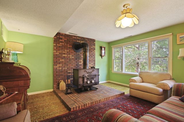 6201 S RIDGEWOOD RD, Columbia, MO 65203