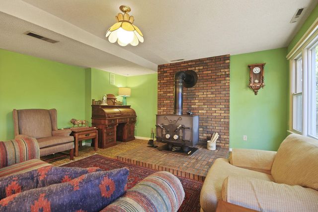 6201 S RIDGEWOOD RD, Columbia, MO 65203