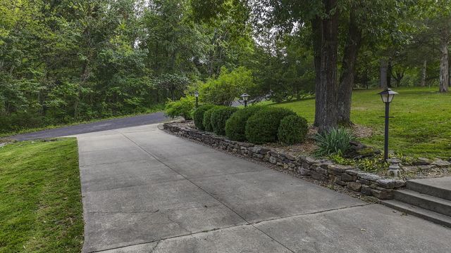 6201 S RIDGEWOOD RD, Columbia, MO 65203