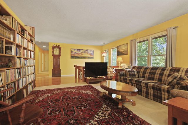 6201 S RIDGEWOOD RD, Columbia, MO 65203