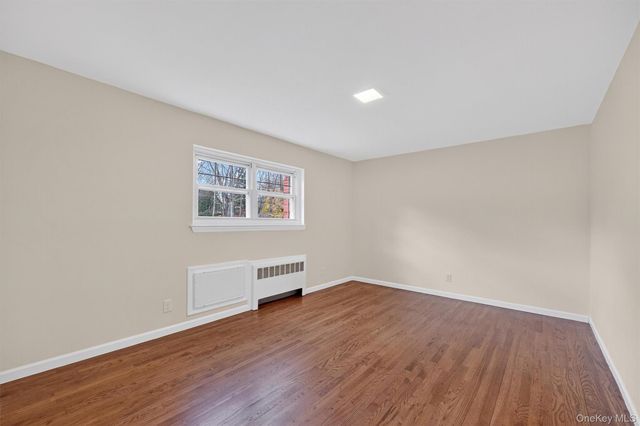 1879 Crompond Road F13, Peekskill, NY 10566