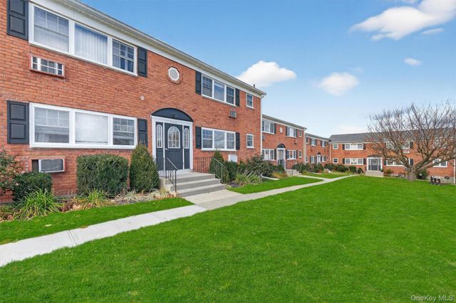 1879 Crompond Road F13, Peekskill, NY 10566