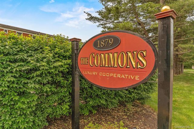 1879 Crompond Road F13, Peekskill, NY 10566