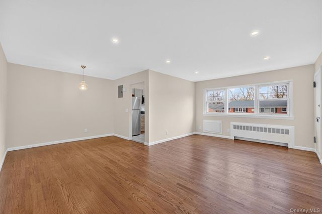 1879 Crompond Road F13, Peekskill, NY 10566