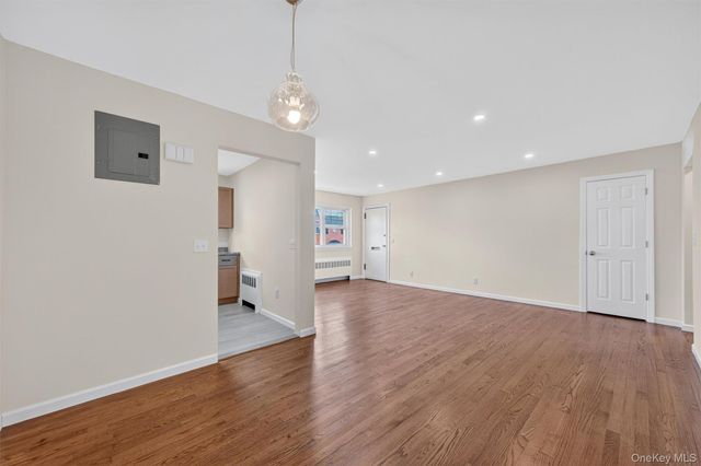 1879 Crompond Road F13, Peekskill, NY 10566