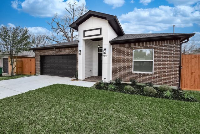 2139 Counter Point Drive, Houston, TX 77055
