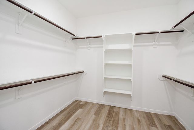 2139 Counter Point Drive, Houston, TX 77055