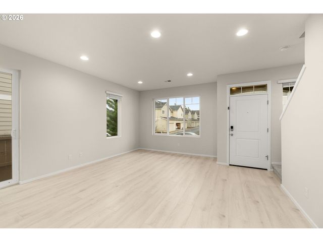 7255 Nw 165TH Ave, Portland, OR 97229