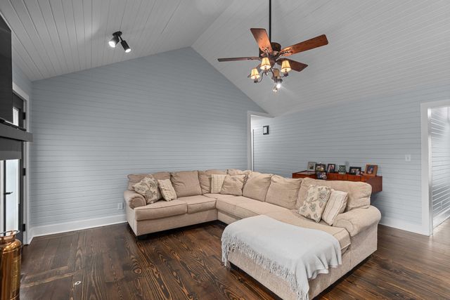 3612 Ironworks Road, Georgetown, KY 40324