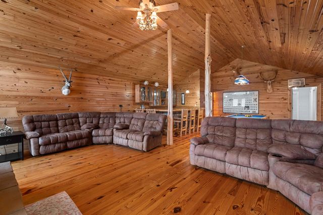 3612 Ironworks Road, Georgetown, KY 40324