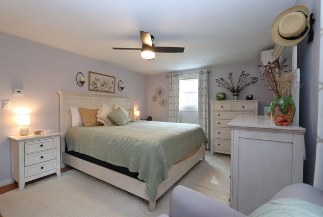 19 Beach Drive, Kingston, NH 03848