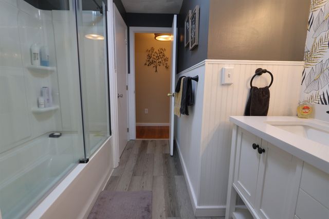 19 Beach Drive, Kingston, NH 03848